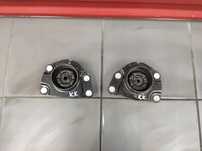 JEEP CHEROKEE LIBERTY KK 2.8 CRD 07-12r PODUSZKA MOCOWANIE AMORTYZATORA L P