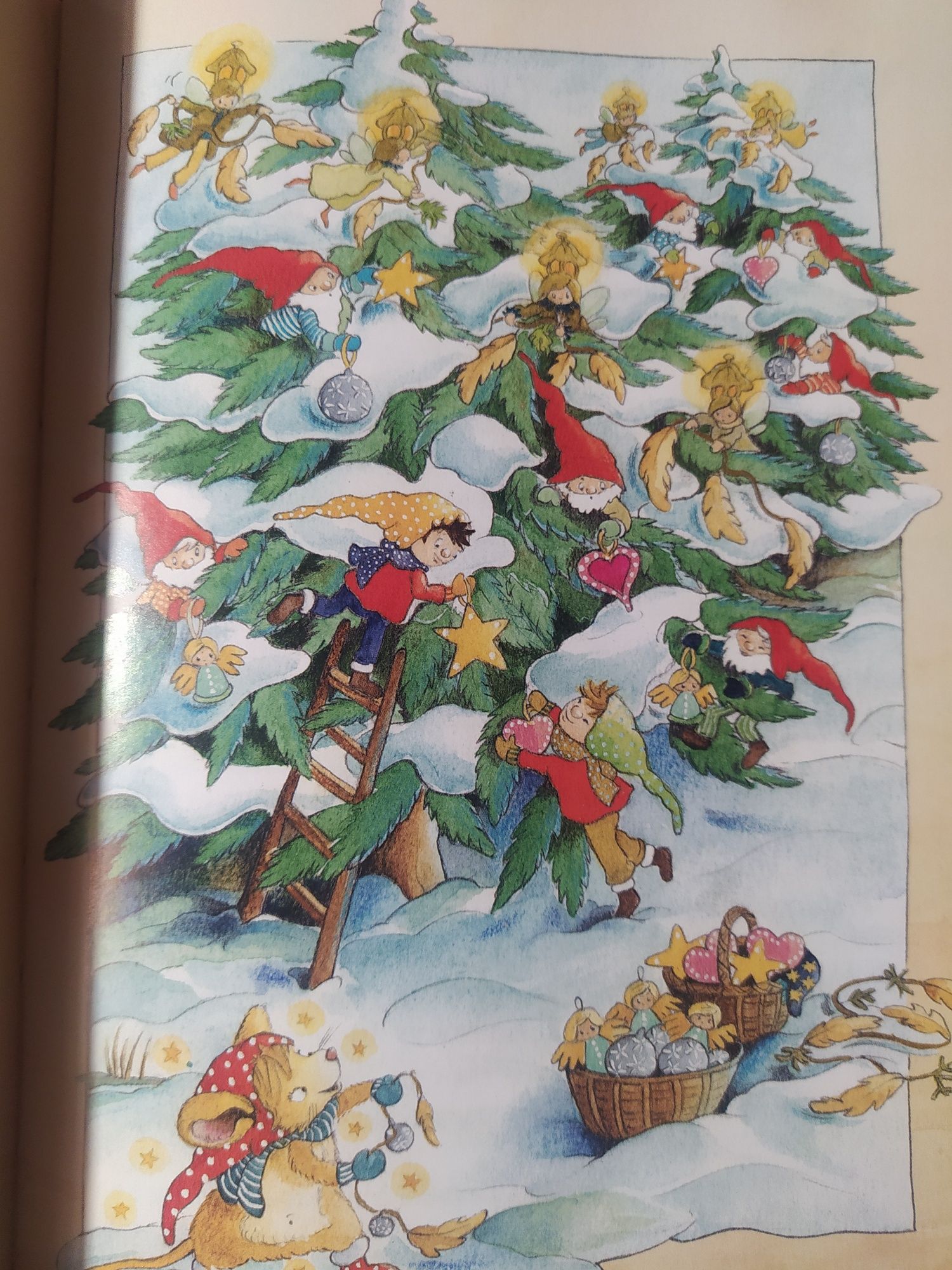 Дитяча книга адвент календар Різдвяна мишка в зимовій країні чудес
