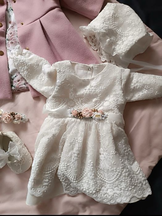 Zestaw na chrzest (sukienka plaszczyk i dodatki)