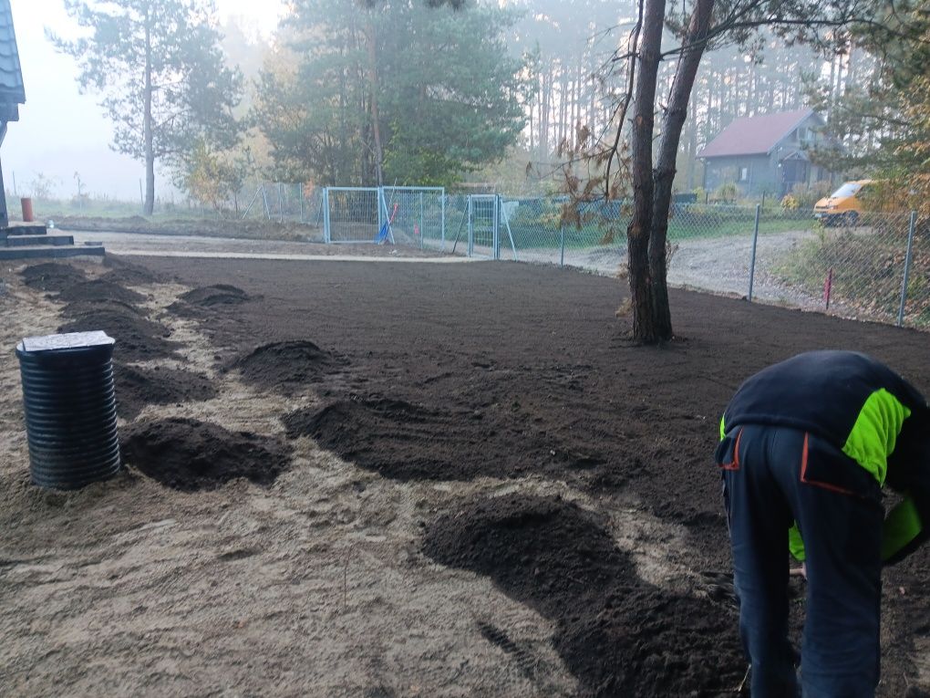 Zakładanie trawników ogrodów
