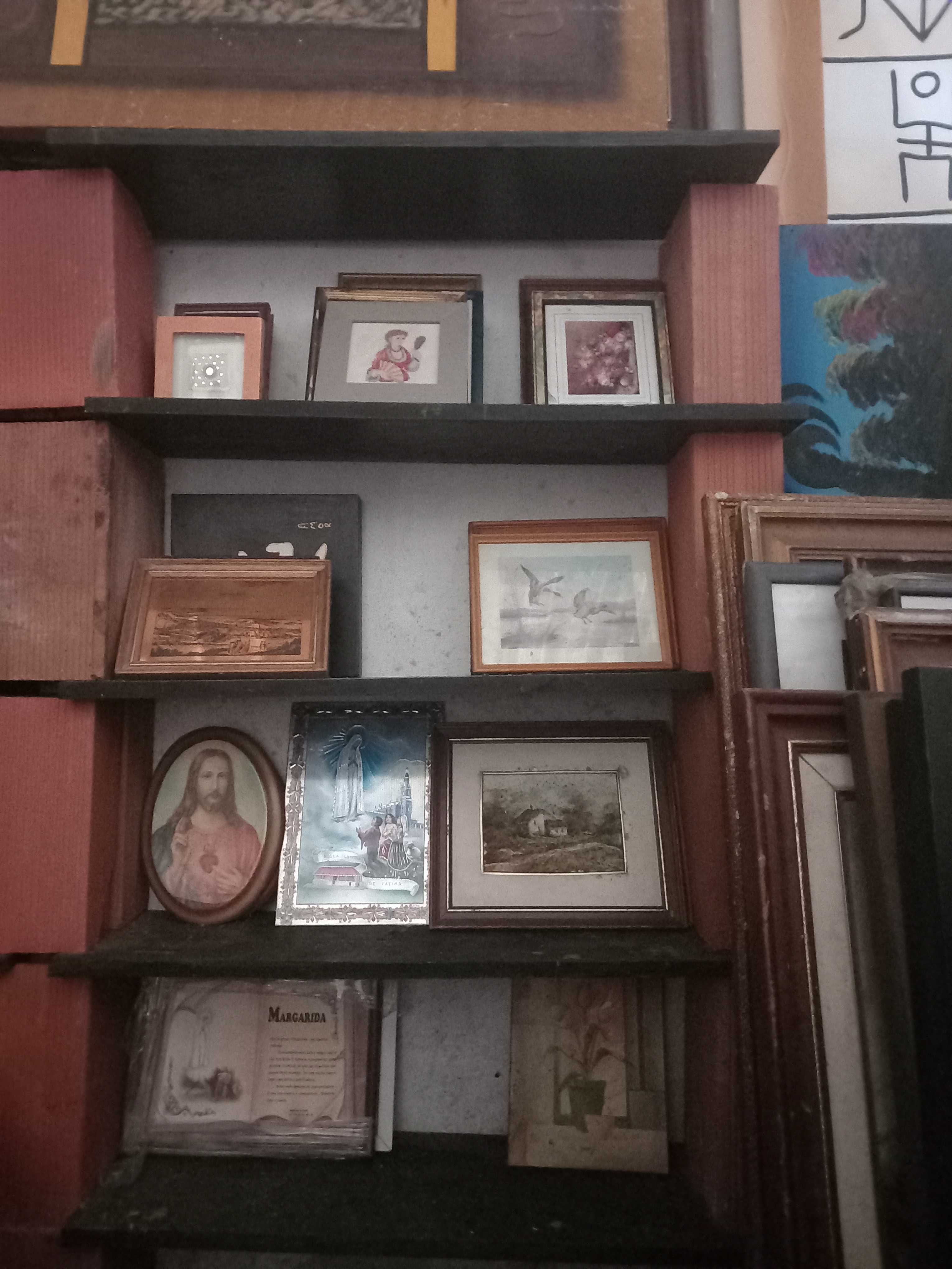 Lote de quadros e molduras, preço cada um