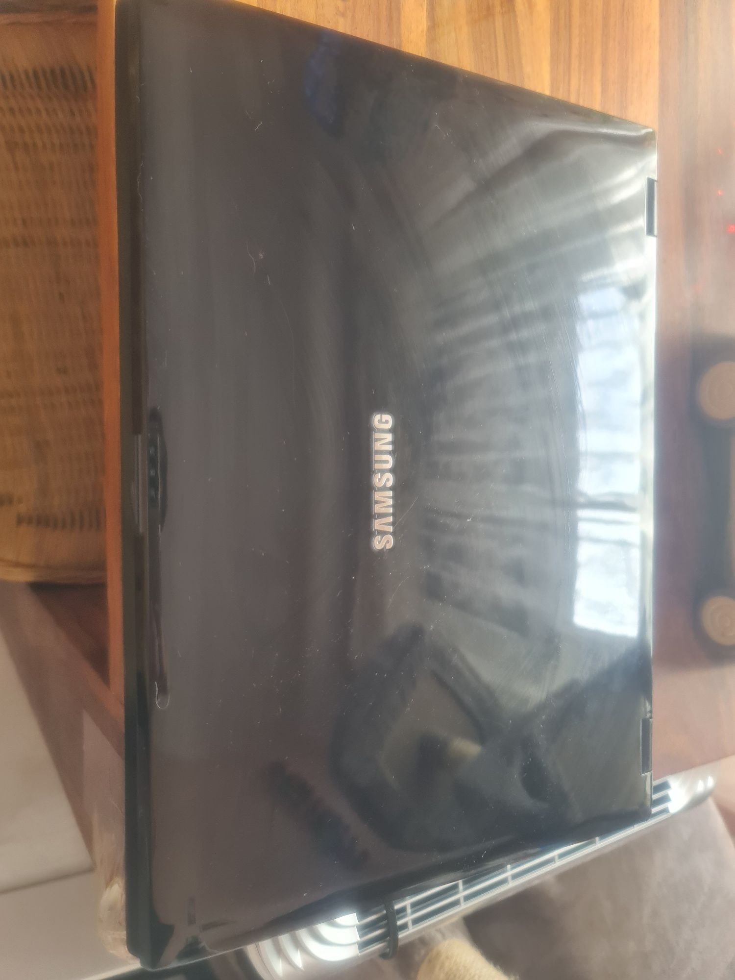 Laptop Samsung NP-R60Y