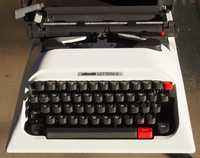Máquina de Escrever Olivetti Lettera 12