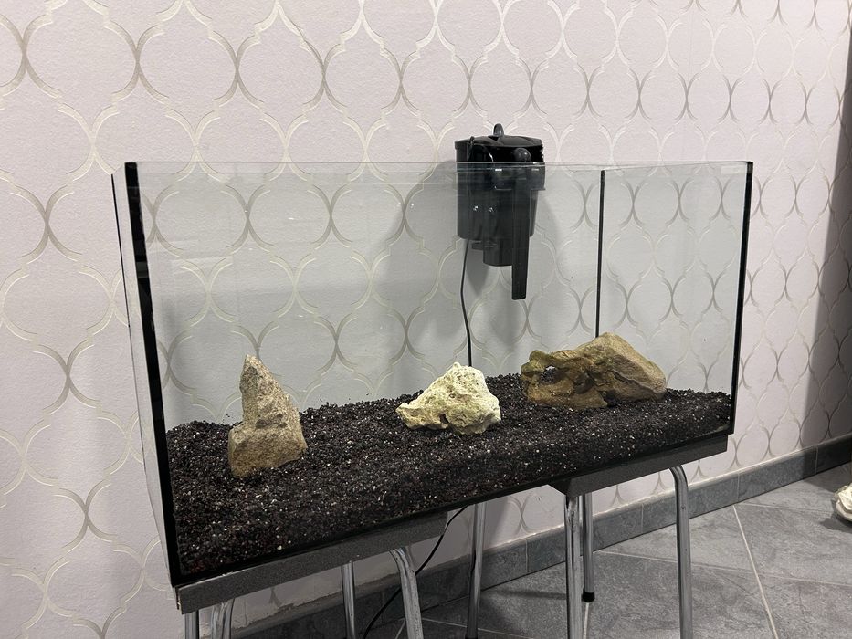 Akwarium szklane z wyposażeniem 72 l