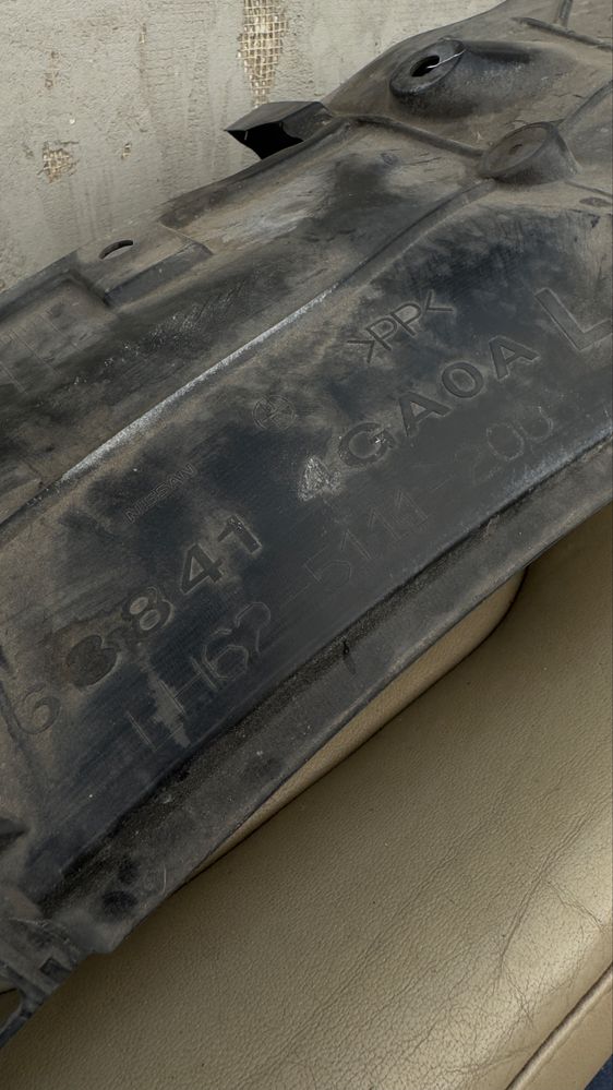 Підкрилок infinity q50