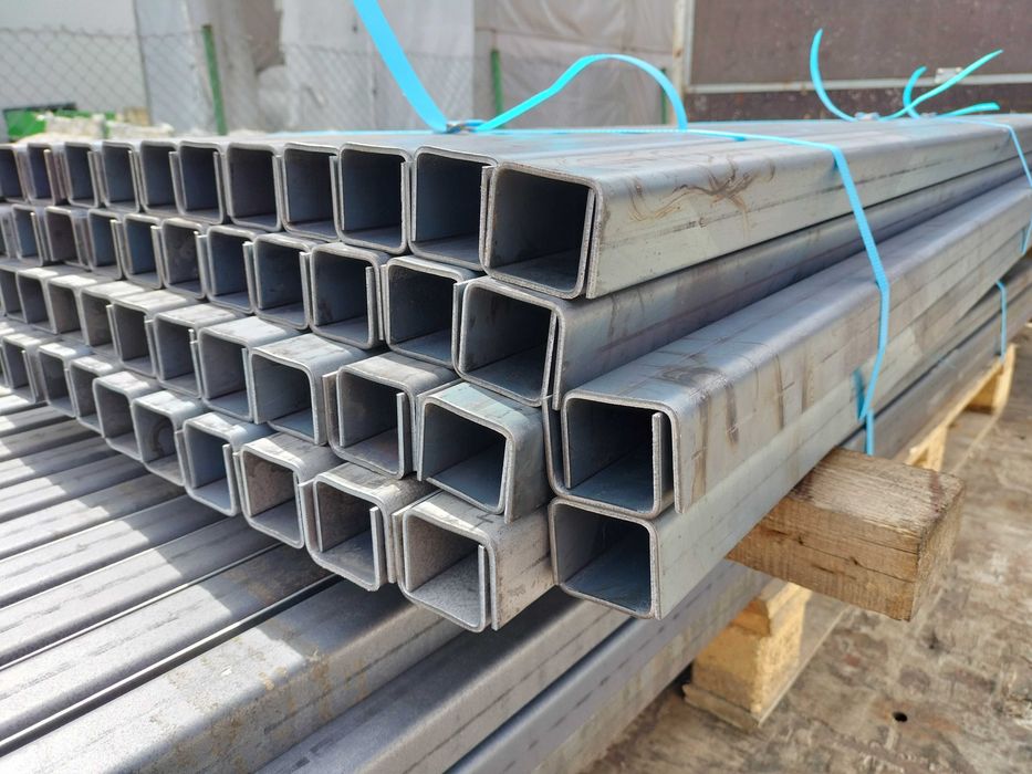 Ceownik, zetownik, kątownik stalowy do płyty warstwowej 40mm i 60mm