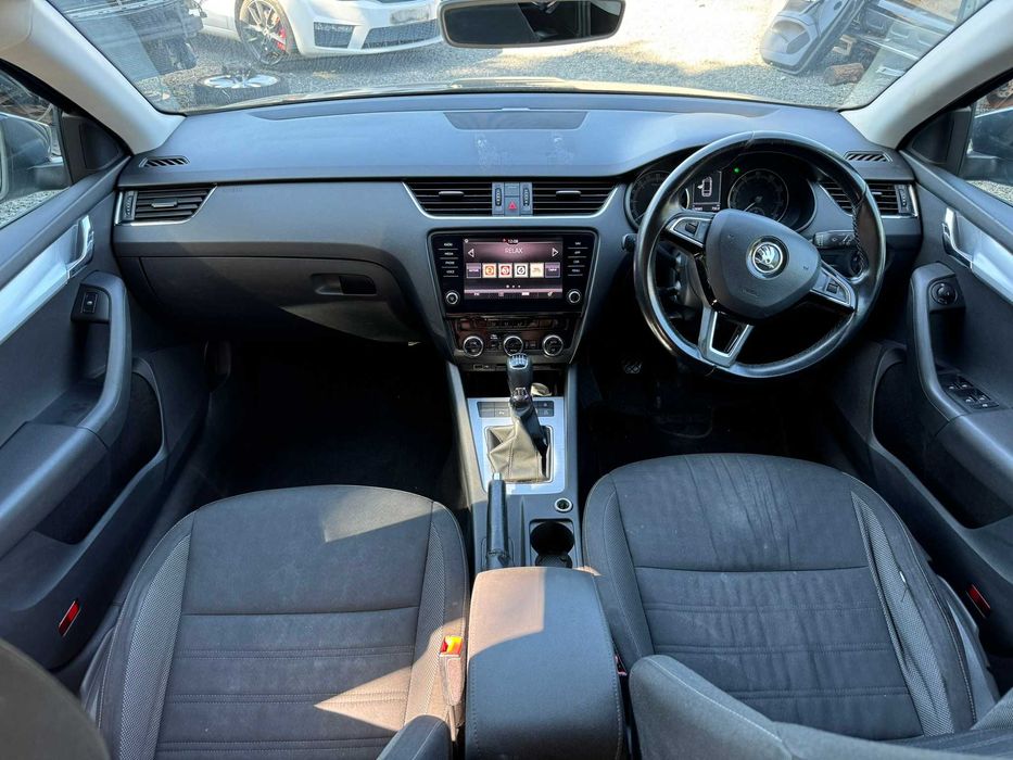 Авторазборка разборка шрот октавія а7 Octavia a7 FL рестайлінг рестайл