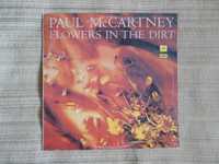 Продам виниловую пластинку Paul McCartney "Flowers in the Dirt"
