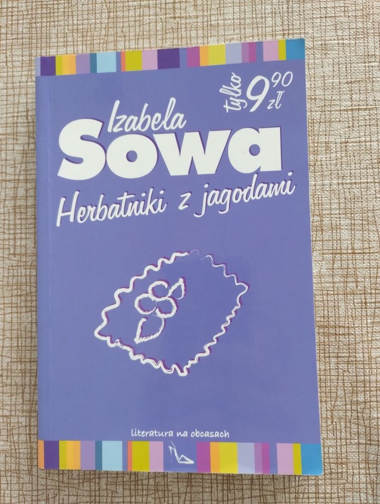 Herbatniki z jagodami, Izabela Sowa