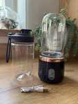 Nowy granatowy blender usb przenośny na podróż do soków owoców