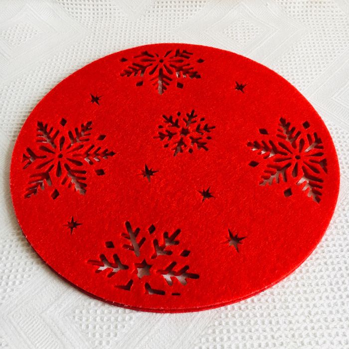 Dwie dekoracyjne podkładki z filcu marki Home and You