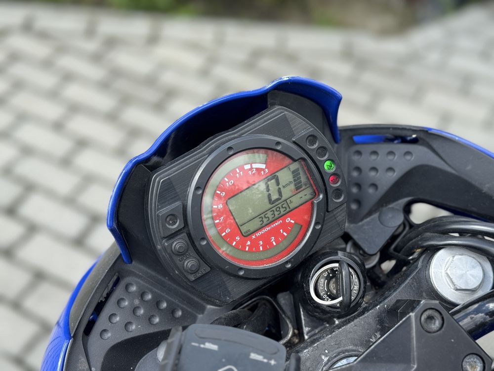 Kawasaki z750 Okazja Uszkodzony Import Niemcy