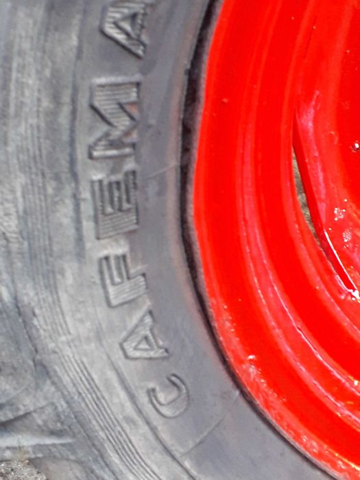 rodas com pneus para motocultivador\motoenxada ou trator