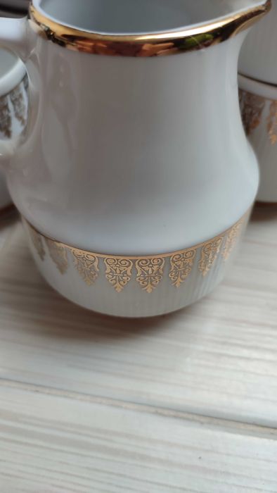 Serwis kawowy na 13 osób- Porcelana Chodzież, Roman