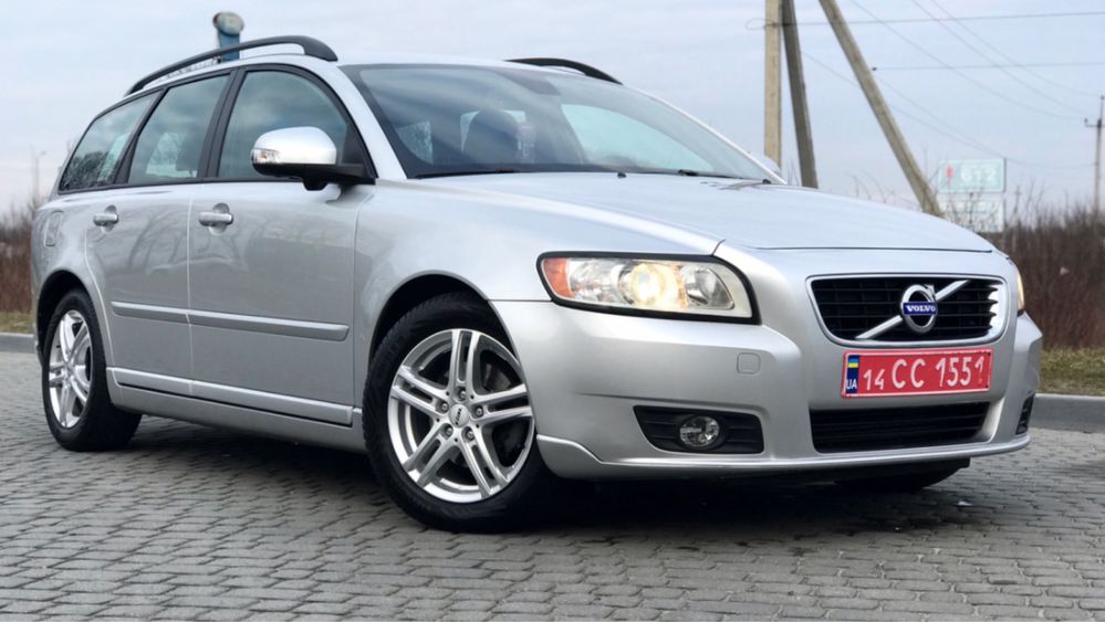 Авторазборка разборка Вольво В50 С40 запчасти Volvo V50 S40 шрот