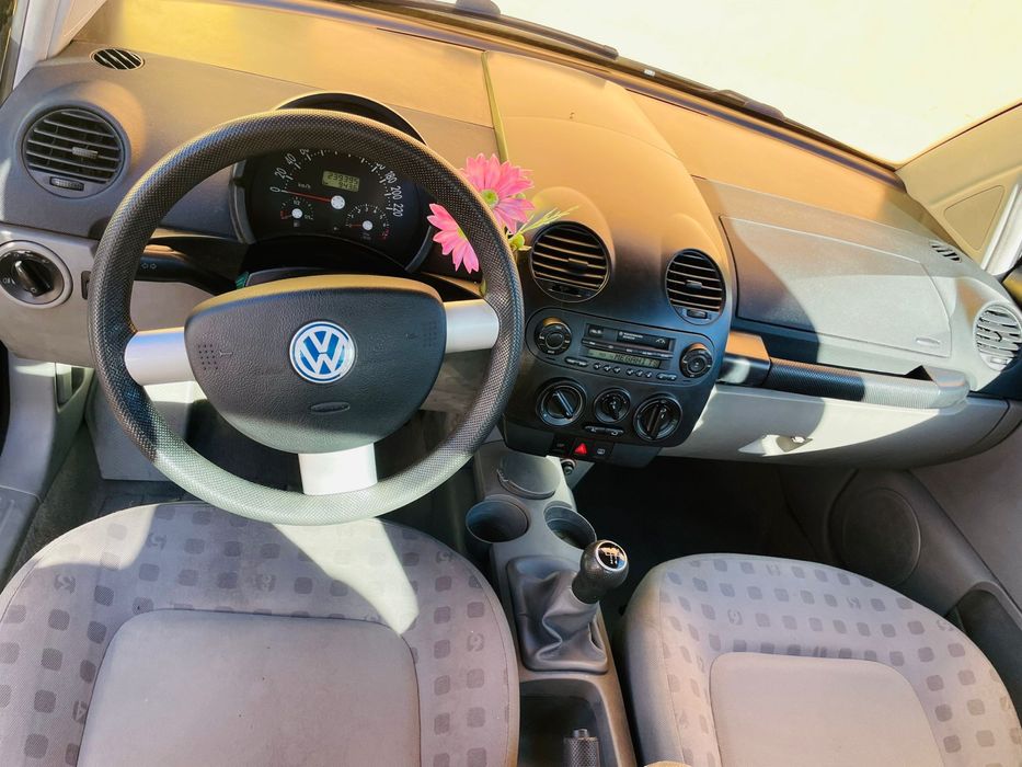 VW New beetle 1.6 2000, em bom estado