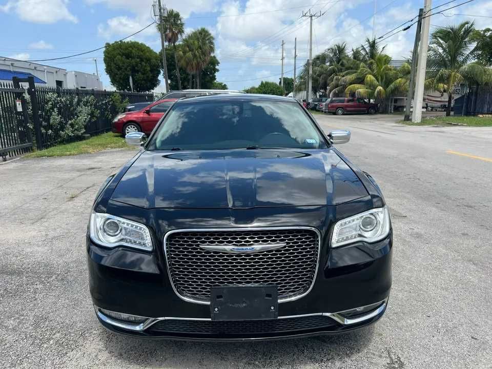 2017 Chrysler 300 Series