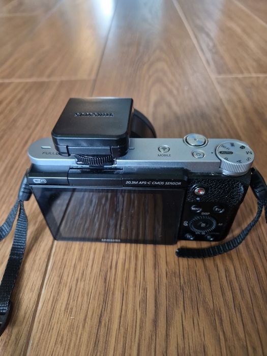 Aparat Samsung NX 3000