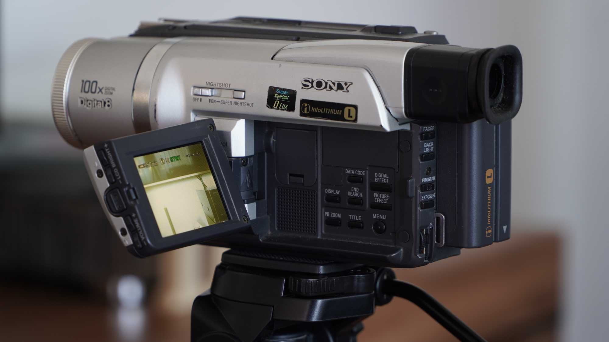 Kamera Sony Digital8 DCR TRV-120E NightShot Retro Analog playback