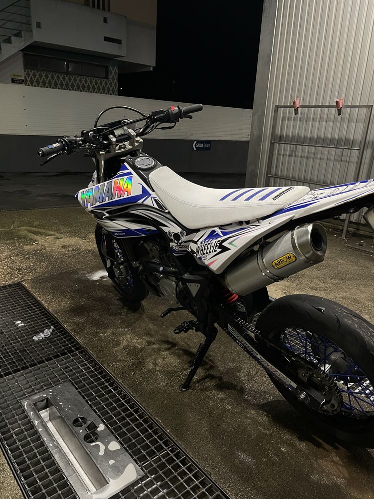 Yamaha wr 125x supermotard