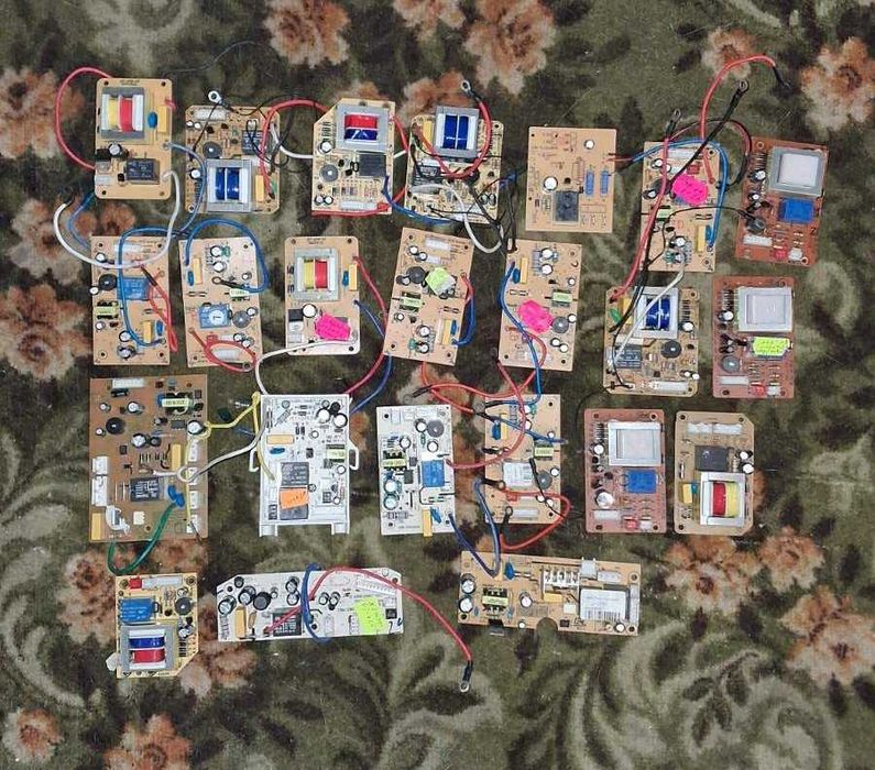 Продам запчасти к мультиваркам и хлебопечкам