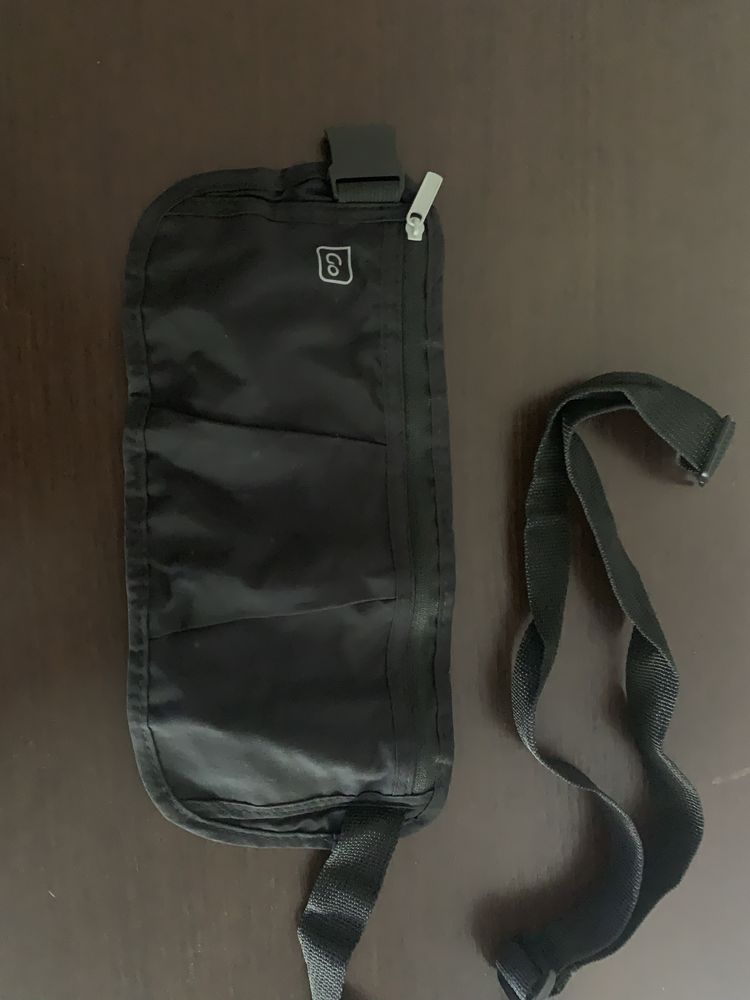 Etui na domumenty