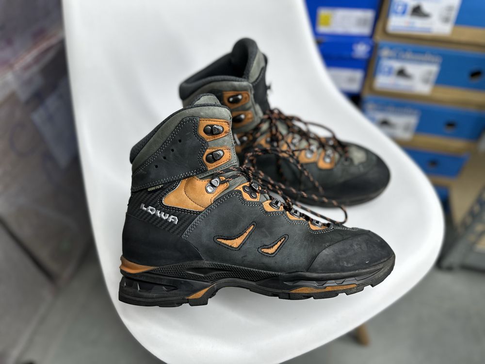 Оригінал! Ботінки тактичні Lowa Gore-Tex vibram 42.5 розмір