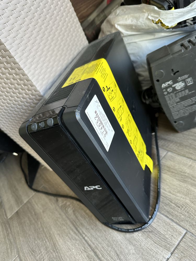 Apc 1200 back-ups Pro