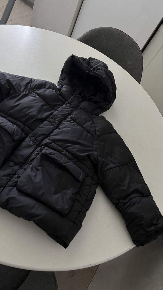 Куртка Zara 116 осінь, тепла зима