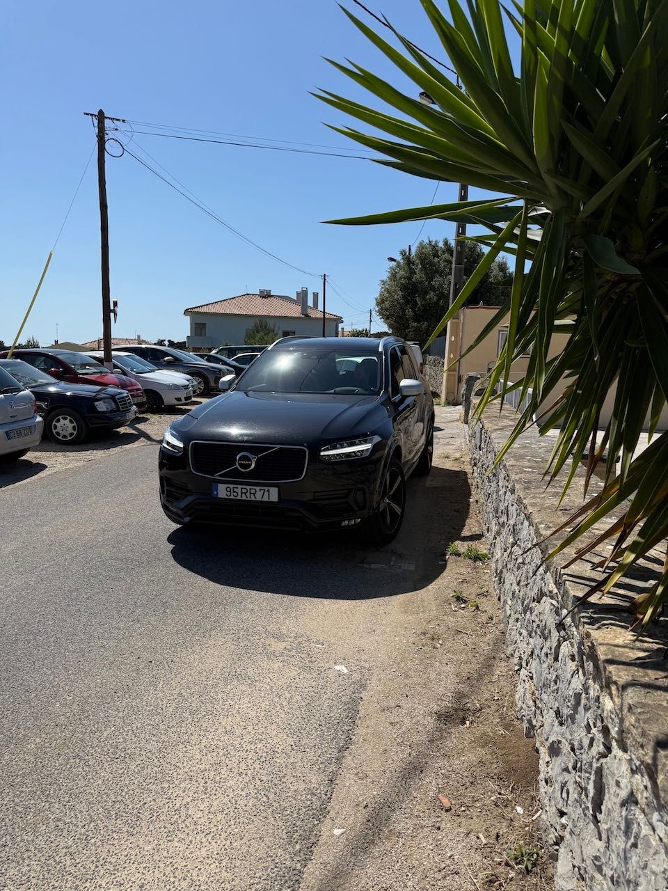 Volvo XC 90 D4 "R-Design" - Suspensão a ar/Full Extras