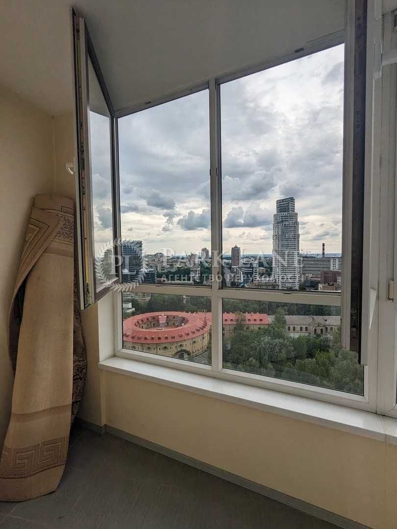 Видова 3к. квартира в ЖК Корона Печерська, Панаса Мирного 28а