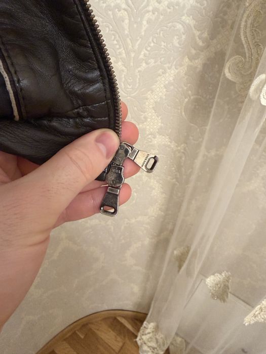 Hugo Boss куртка шкіряна чоловіча