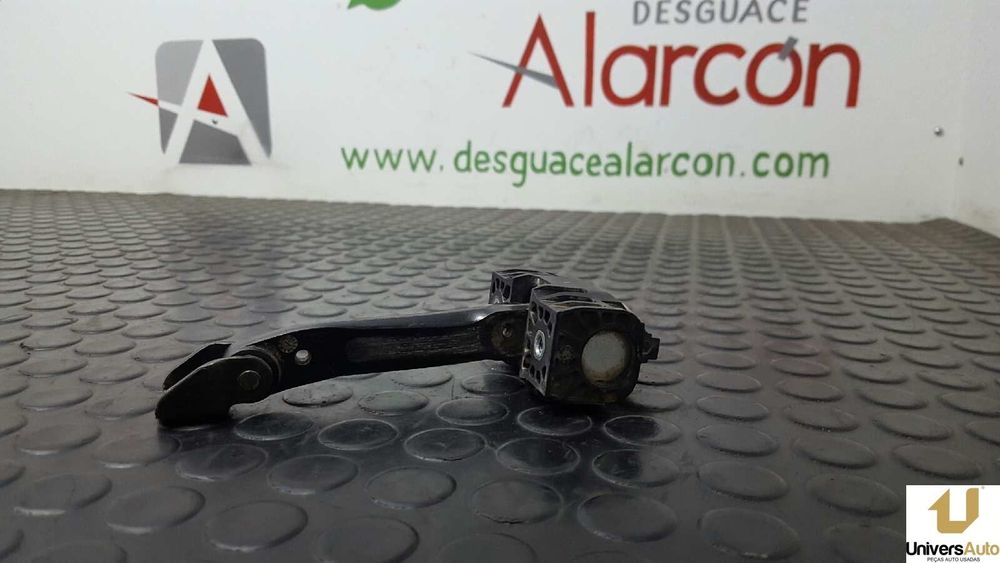 RETENTOR DA PORTA DIANTEIRA ESQUERDA BMW SERIE 3 BERLINA (E90) 320D