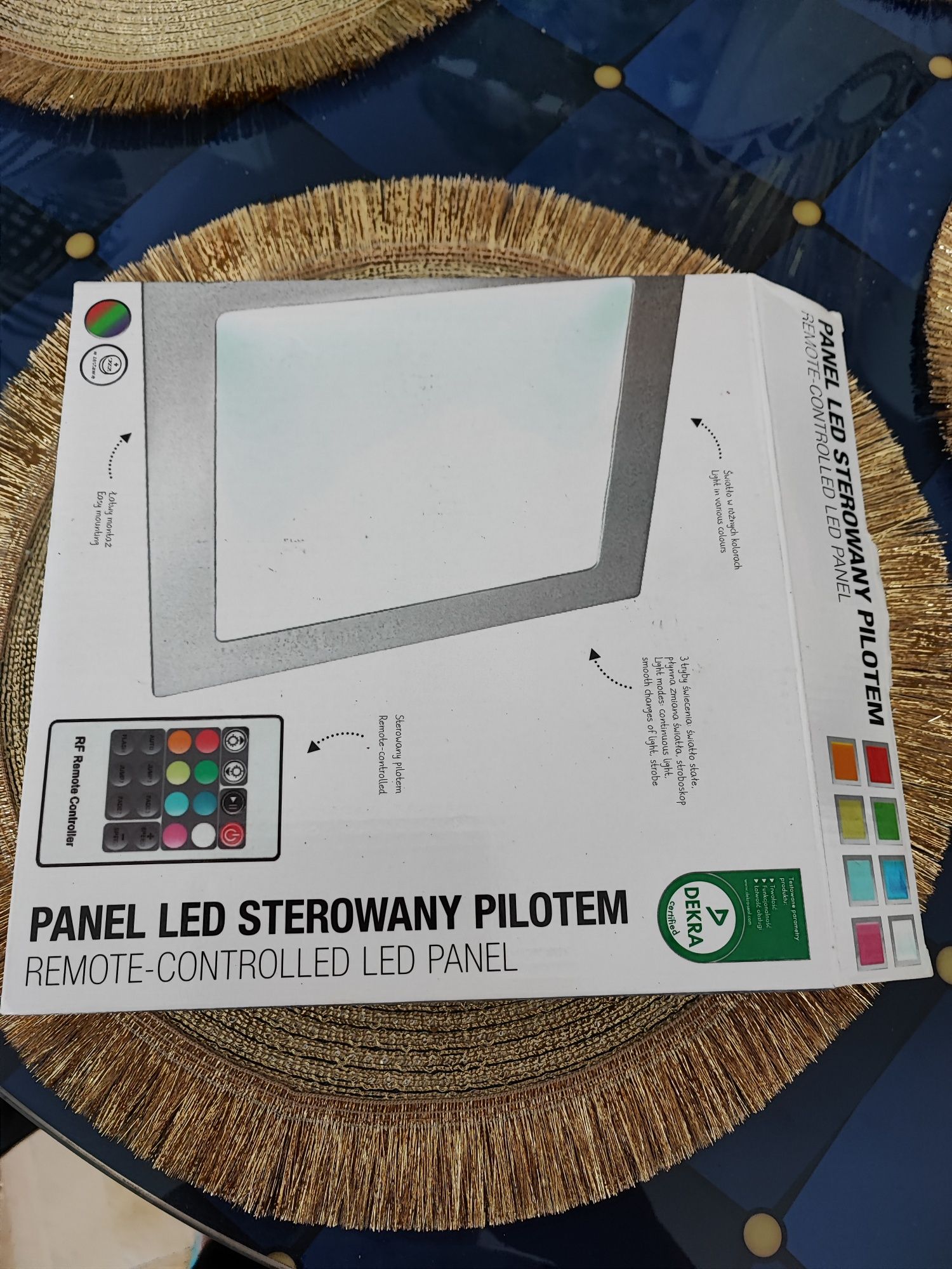 Panel LED sterowany pilotem