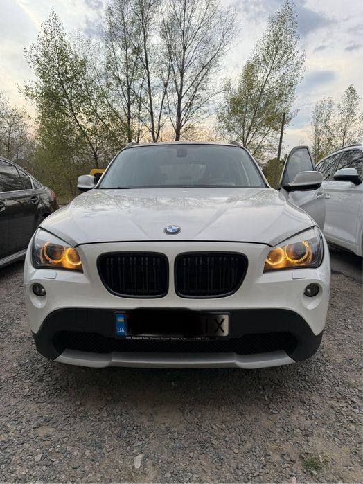 Bmw x1 2011 2.0 автомат