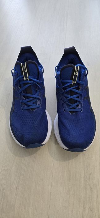 Buty asics nimbus 27