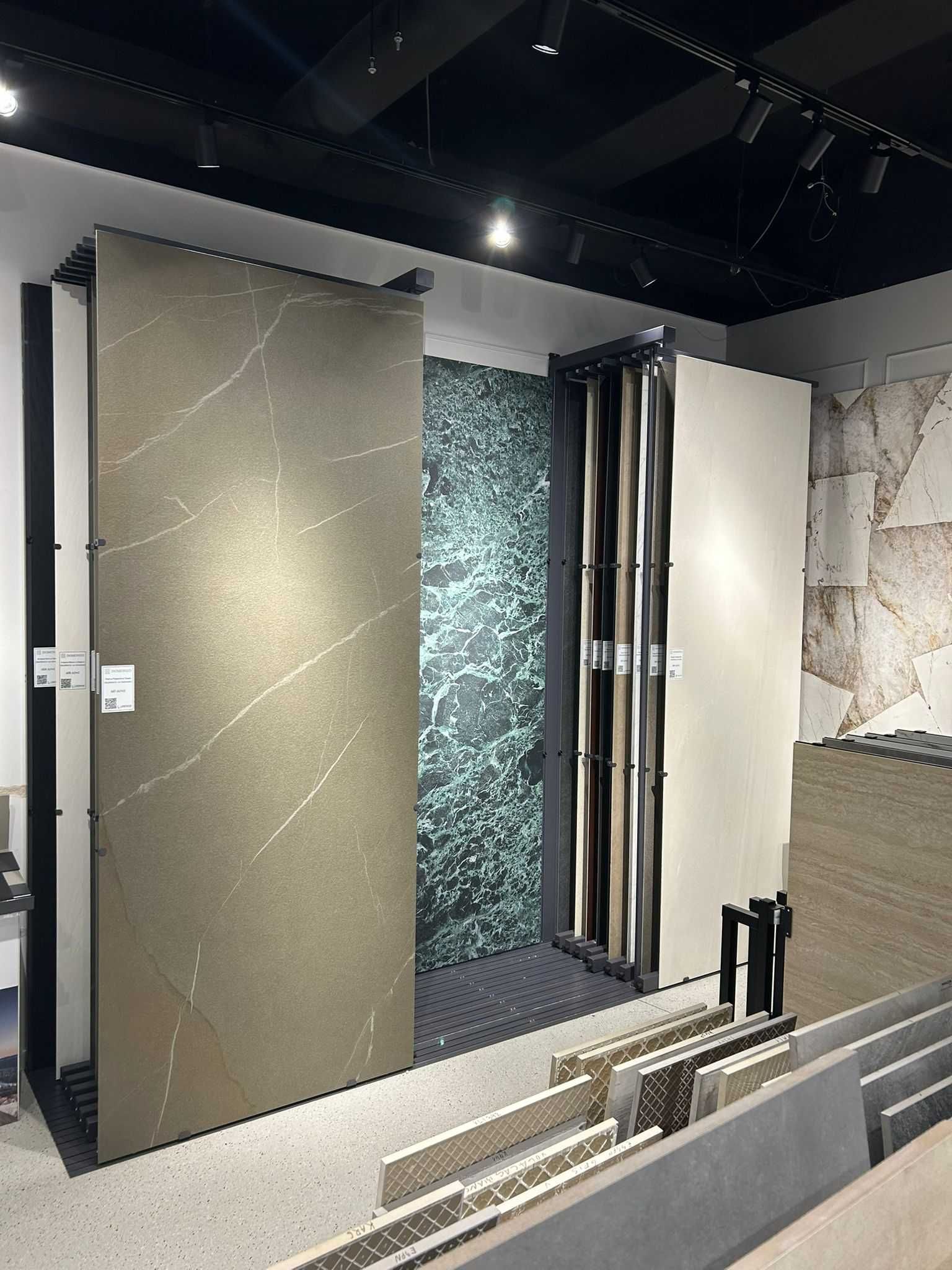 Graniti Finadre Luna Limestone Pietre Maximum 100x300x0,6 cm Flamed