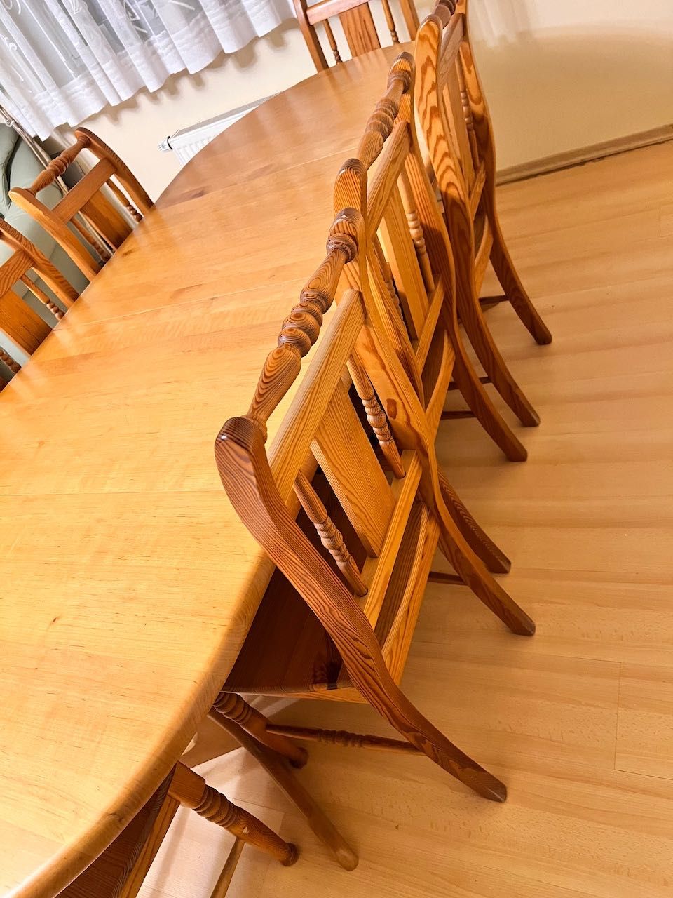 Drewniane krzesła stylowe 8 szt duży stół rozkładany 235x95 Olcha