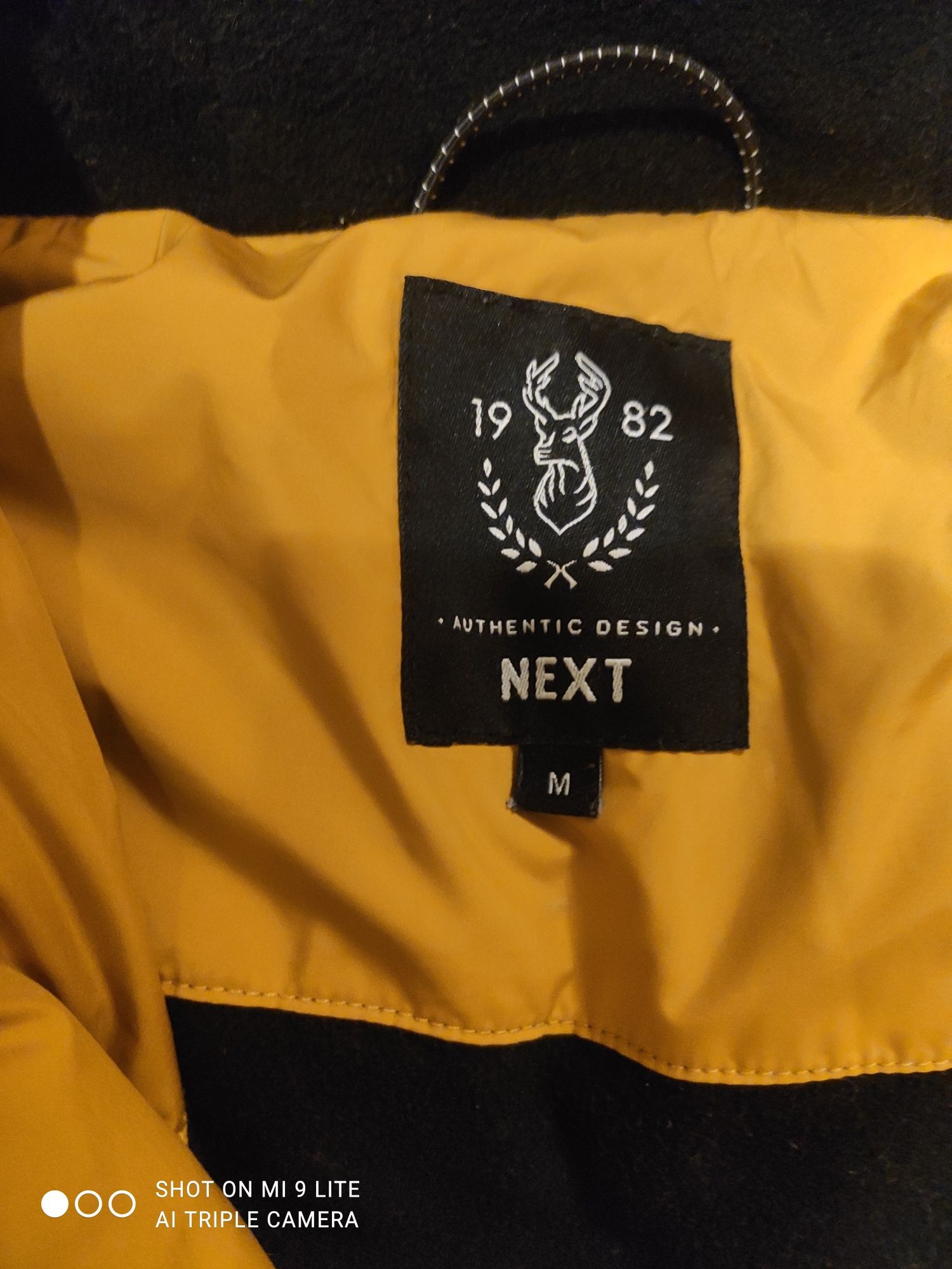 Продам зимнюю куртку NEXT
