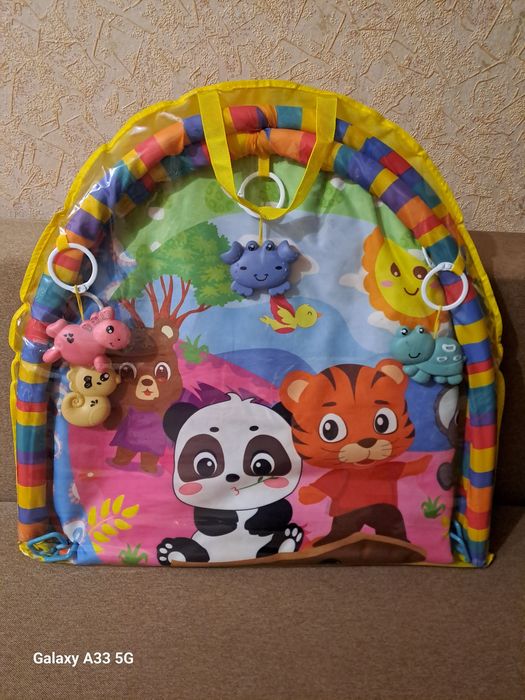 Коврик-розвивайка в гарному стані