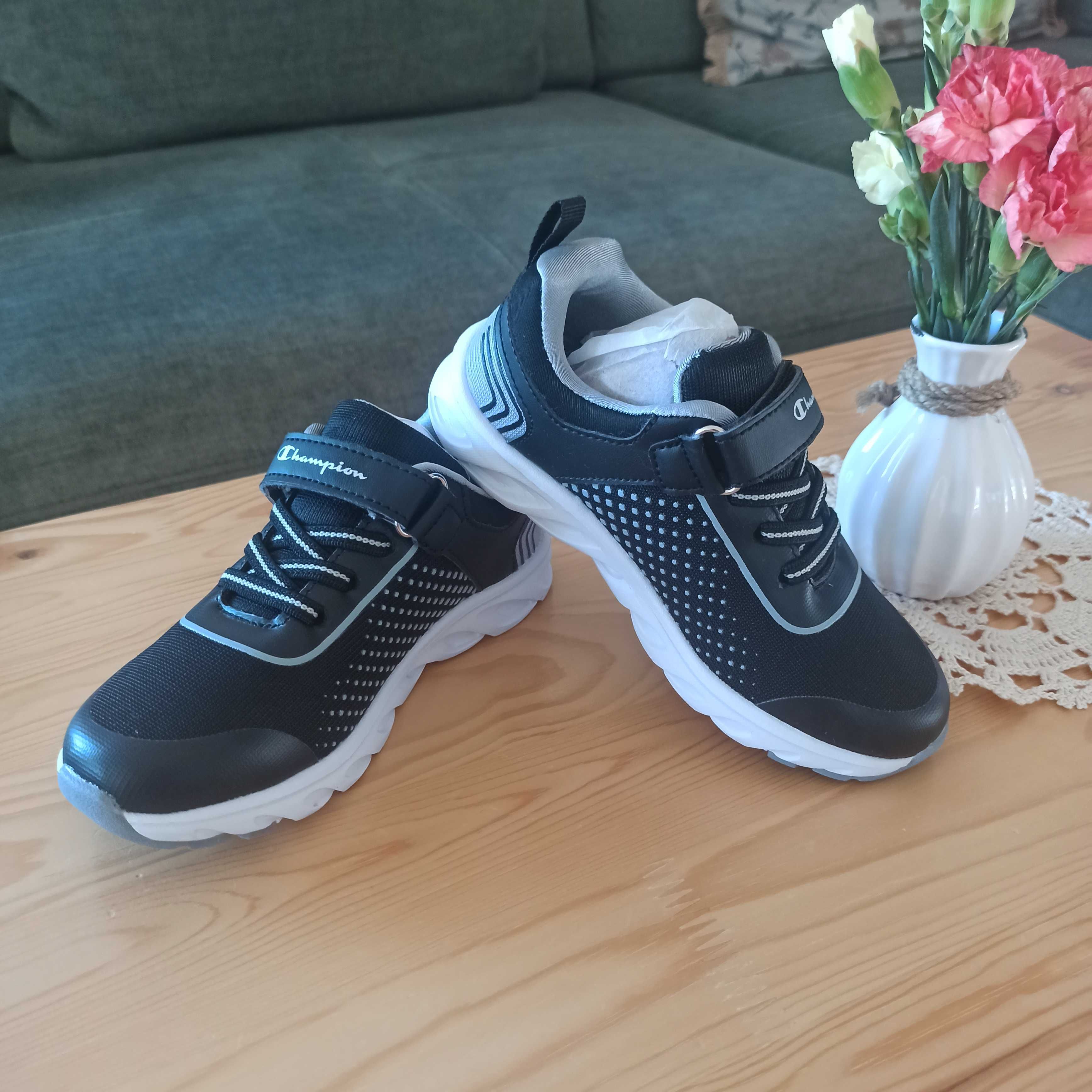 Nowe Buty dla chłopca Champion r. 28