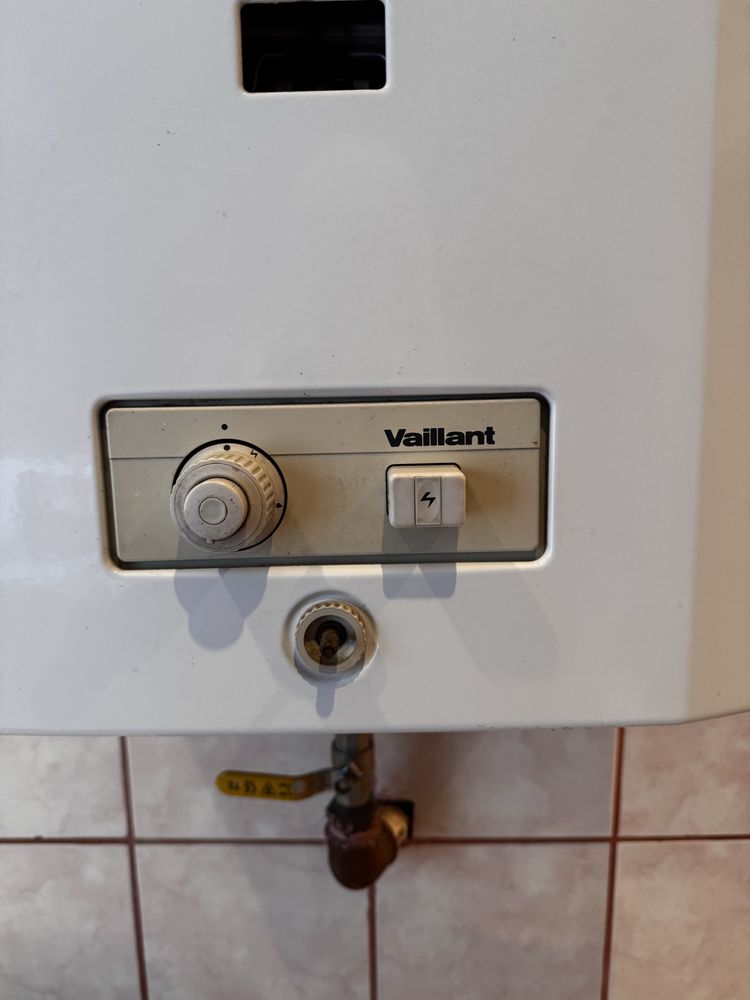 Junkers przeplywowy ogrzewacz wody Vaillant