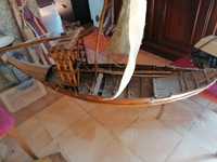 Barco Rabelo peça Rara  fabrico artesanal em madeira à escal