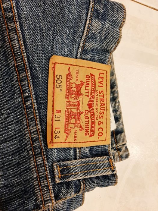 Джинсы Levi Strauss 505