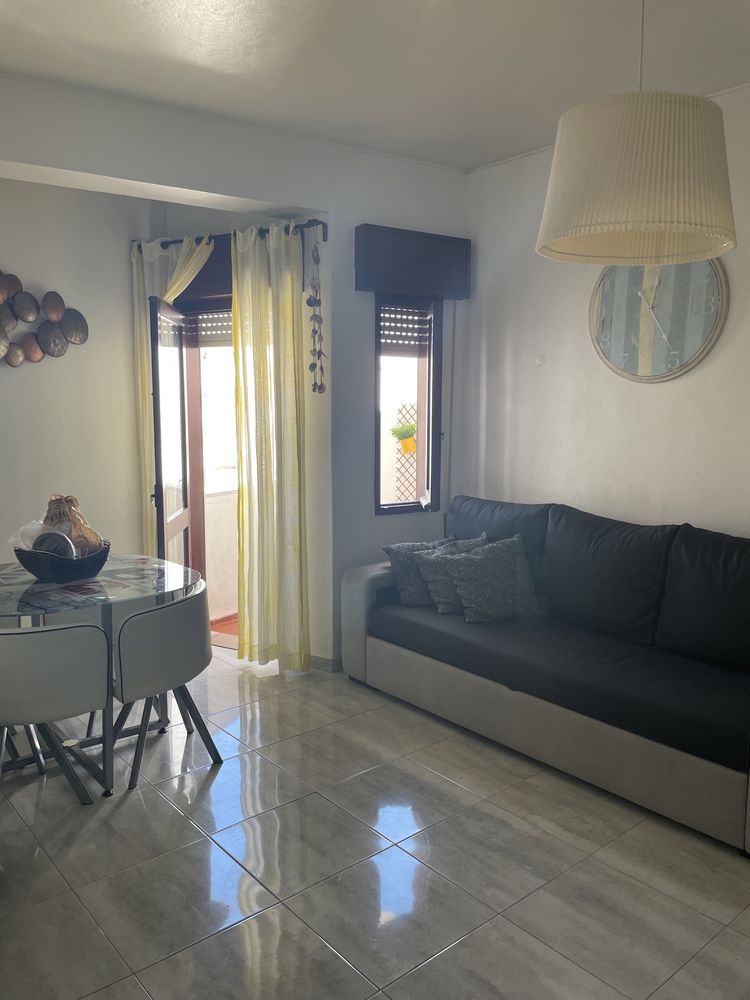 Apartamento T1 Armacao Pera (centro ) disponivel a partir 1 fev