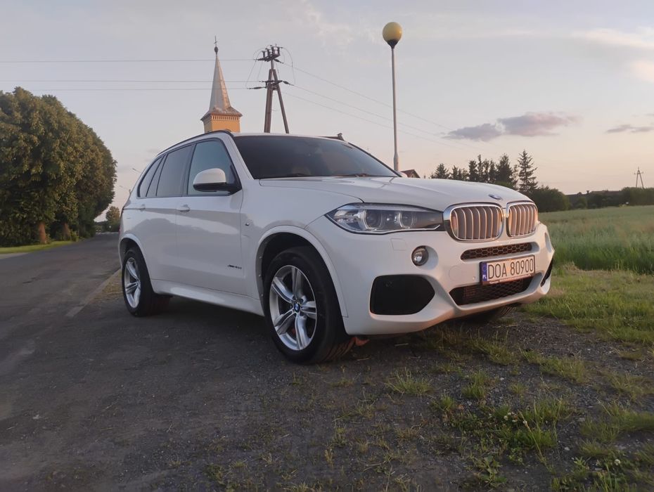 Bmw X5xd  M-pakiet 3L biturbo diesel rok 2015 stan bdb
