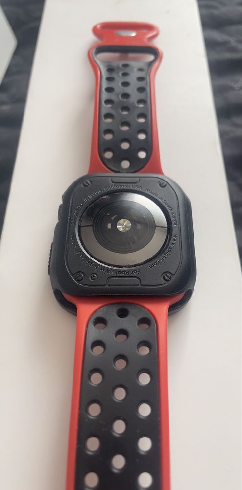 APPLE Watch 5 GPS + Cellular 44mm  koperta z aluminium