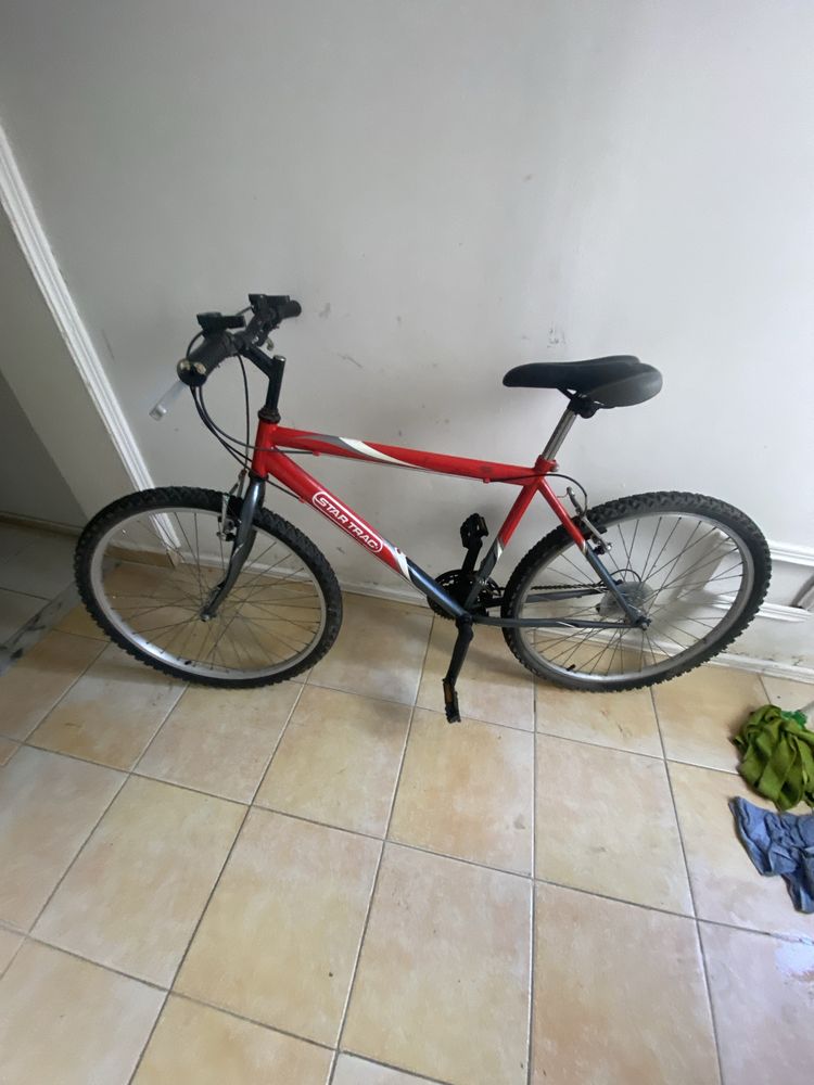 Duas bicicletas montanha roda 26 cada 60euros