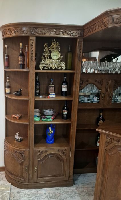 Móvel de bar rústico