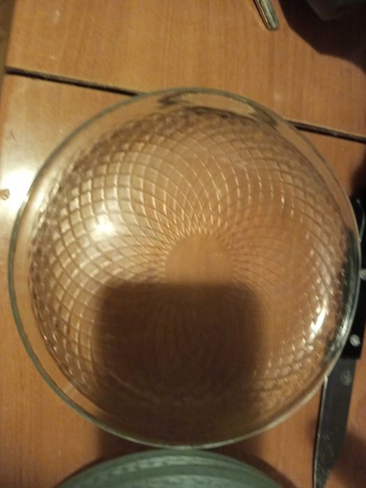 Zestaw miski i talerze